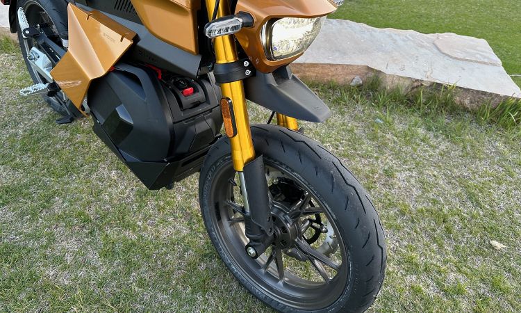 Picture of Ryvid Anthem Motorcycle Review